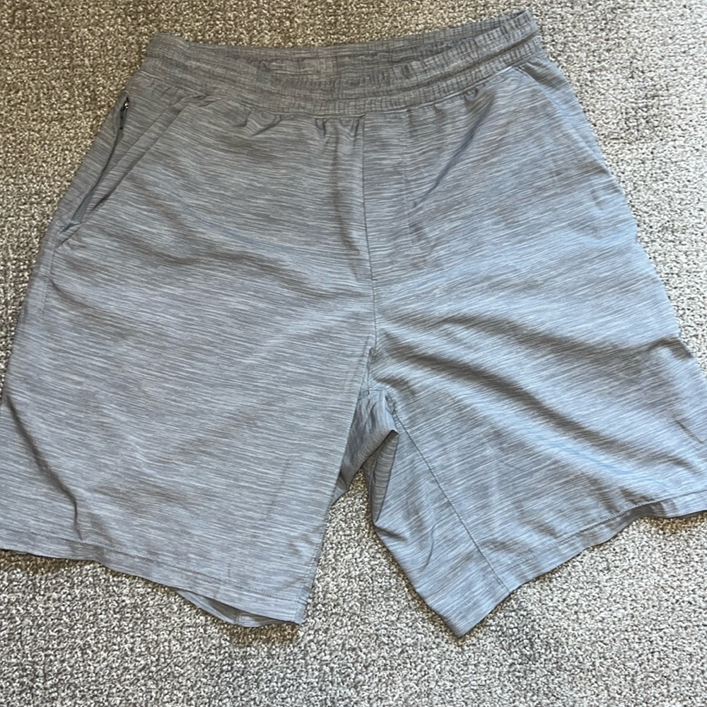 Lululemon Pacebreaker Linerless shorts